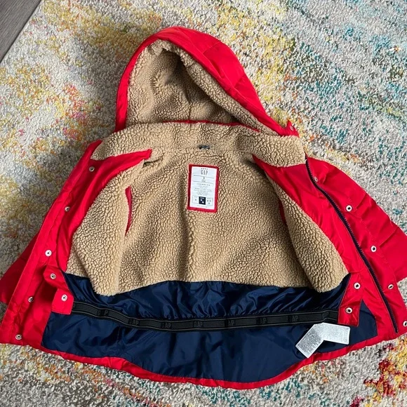 Gap kids 3T Red Hooded Puffer Jacket - Picture 4 of 6